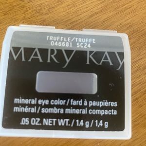 Mary Kay Eyeshadow Truffle